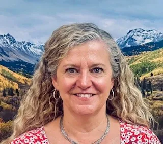 Photo of Linda Schmitz